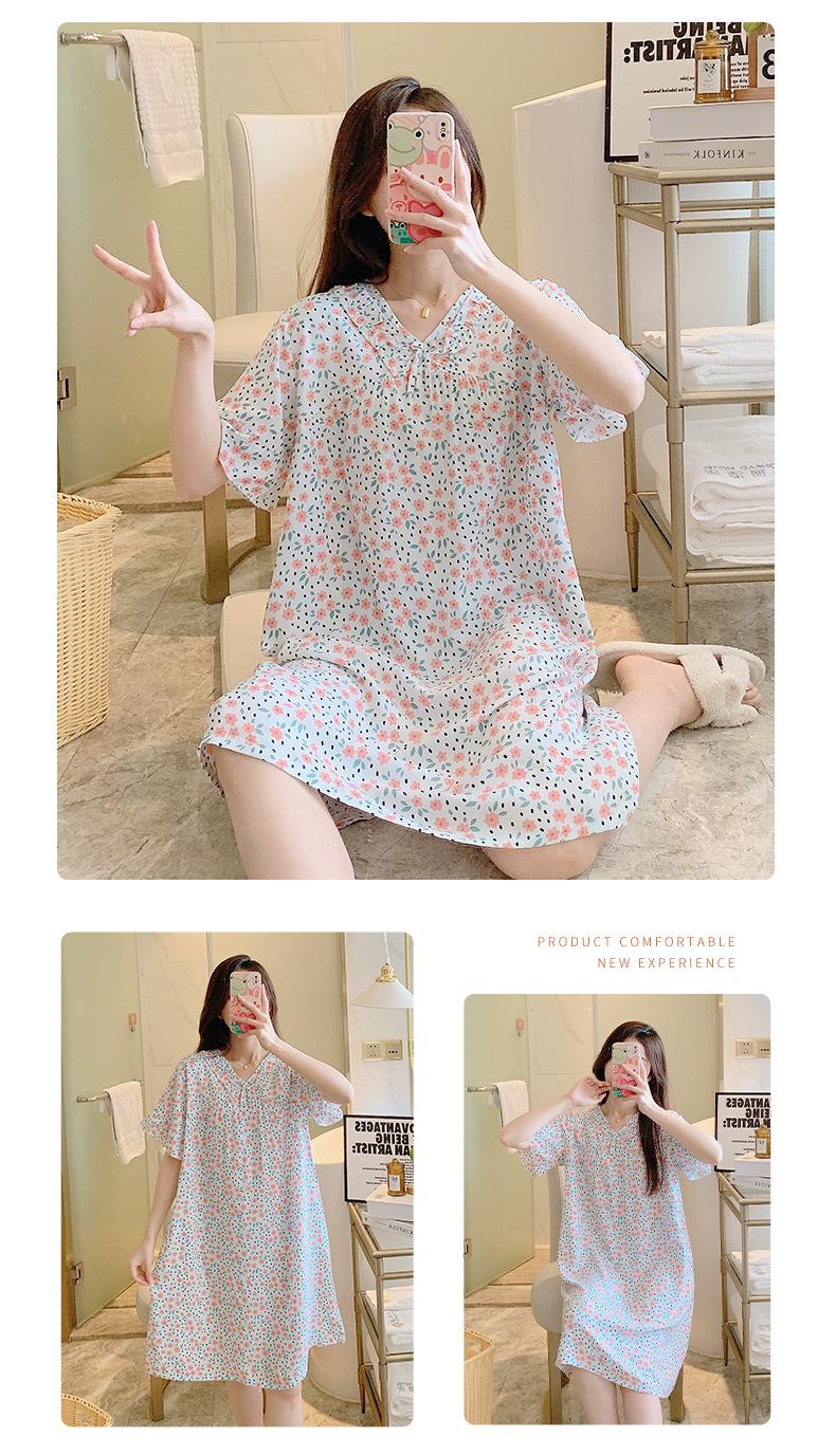 套装3_14白底小碎花