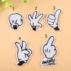 Binyan Carimbo de Bordado Computadorizado Branco Gesto Bordado Tecido Adesivo Emblema Decoração de Roupas Patch Adesivo Adesivo Aplique para Passar a Ferro