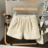 Calças Casuais de Inverno para Meninas, Shorts da Moda Tendência Marca Infantil Estilo Coreano, Shorts Quentes de Lã de Cordeiro Espessados