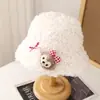 Chapéu de Pescador Feminino Outono e Inverno Novo Estilo Desenho Animado Ragdoll Moda Rosto Exposto Pequeno Chapéu de Bacia Recheado Chapéu Quente à Prova de Frio