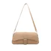 Cinto de viagem de comércio exterior com textura de rebite, estilo vintage, bolsa transversal/de ombro/sob o braço casual simples popular feminina 2026