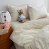 Conjunto de colcha de renda casual estilo francês, conjunto de quatro peças em gaze de algodão lavado de camada dupla, conjunto de três peças de roupa de cama com capa de edredom floral vintage