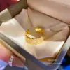 Anillo abierto redondo de circón bañado en oro real de 18k, sensación de nicho de alta gama, exquisita joyería de lujo ligero para mujer al por mayor
