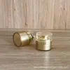 Botella de crema BB dorada de doble capa con prensado al vacío de 50 g Botella de crema al vacío acrílica para crema de esencia nueva de 30 g