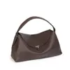 2026 Nuevo Bolso de Hombro Simple con Hebilla en T de Piel de Vaca de Primera Capa Versátil para el Trabajo Cuero Suave Sensación de Alta Gama Bolso de Mano Bolso de Hombro para Mujer