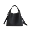 Versión Coreana Bolso Cubo de Mano de Nicho para Mujer Invierno 2025 Nuevo de Alta Calidad Moda Tendencia Bolso de Hombro Único Cruzado