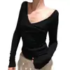 Camiseta básica de manga longa lisa com decote V cruzado, estilo minimalista, para mulheres, com tachas