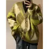 Suéter Cardigan Tricotado Xadrez Verde Abacaxi em Forma de Diamante para Outono e Inverno para Homens, Cardigan Jaqueta Verde Solto Estilo Coreano Japonês para Homens