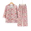 Roupas para mulheres de meia-idade e idosas, conjunto de cardigã de manga três quartos com gola redonda, conjunto de algodão e seda fino de verão com estampa floral e corte solto para mães e avós
