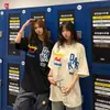 Camiseta de Manga Corta de Terciopelo con Bordado de Letras Estilo Americano High Street para Hombres y Mujeres, Nuevo Top Versátil de Corte Holgado para Parejas, Verano 2026