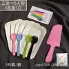 Tenedor de cubiertos para pastel de cuatro en uno, cuchillo para pastel, tenedor, plato, tenedor de color, cuchara, pala, plato largo, vela de cristal, bolsa de flor de cinco pétalos, cubiertos
