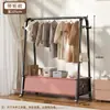 Novo modelo de cabideiro de chão para uso doméstico no quarto, cabideiro vertical móvel, prateleira de armazenamento simples para apartamentos alugados