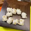 Colgante de caricatura tallado en semilla de Bodhi asada al carbón, cuentas budistas coleccionables, pulsera, cuentas sueltas hechas a mano para DIY