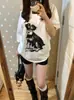 Nueva Camiseta Casual de Algodón con Estampado de Perro Estilo Coreano, Hombros Descubiertos, Manga Corta para Mujer, Top Holgado de Verano Dulce y Picante de un Hombro