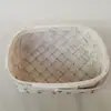 Cesta de mano blanca estilo pastoral artístico cesta de almacenamiento de artículos varios de escritorio cesta de flores tejida con virutas de madera artesanía