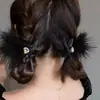 Pinza para el pelo de estrella de plumas negras súper de hada para mujer, flequillo lateral, alto sentido, celebridad de Internet, pinza de clip todo en uno, tocado, accesorios para el cabello