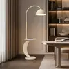 Lámpara de pie estilo mediados de siglo, estante de almacenamiento lateral para sofá en la sala de estar, lámpara de noche LED para el dormitorio, creando un ambiente de lujo ligero y artístico