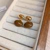Aretes geométricos hechos a mano con textura mate cepillada para mujer, moda nicho, diseño versátil, aretes elegantes de lujo ligero