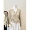 Suéter de punto con cuello en V y mangas murciélago color avena para mujer, estilo otoño, con un look único, hermoso y sin esfuerzo chic, con un diseño que ciñe la cintura