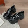 Sapatos de Couro da Moda com Salto Bloco para o Trabalho, Mocassins Confortáveis de Calçar, Versáteis Vintage de Outono 2026 Mocassins Femininos de Salto Alto