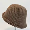 Chapéu de Pescador de Lã Liso Tricotado com Borda Enrolada Outono e Inverno Versão Coreana Circunferência de Cabeça Grande Versátil Retrô Afina o Rosto à Prova de Frio