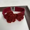 Colar de Flor de Tricô Estilo Coreano para Dama Gentil, Temperamento Doce, Corrente de Clavícula Feminina e Elegante, Joia com Design Moderno