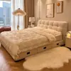 Cama Puff de Luxo Leve Quarto Principal Cama de Casal 1,8m Cama de Veludo Minimalista Moderna para Apartamentos Pequenos Cama de Tecido 1,5m