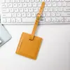 Etiqueta cuadrada popular para equipaje de PU engrosado en stock, pase de abordar, etiqueta creativa personalizada para equipaje de viaje checked-in anti-pérdida de negocios