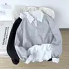 Nueva sudadera tipo camisa de dos piezas falsas estilo japonés para otoño e invierno para parejas y estudiantes, polo retro casual a rayas con retazos para hombre