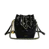 Bolsa Versátil de Ombro Único para o Dia a Dia Nicho 2026 Inclinada Estilo Coreano Novo Padrão de Diamante Moda Feminina Bolsa Tipo Saco Texturizada Verão Diário