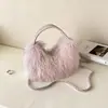 Bolso de felpa retro INS coreano de alta calidad de lana de cordero, bolso de hombro único de lujo ligero, bolso de mano simple y versátil para el trabajo