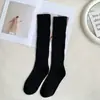 Calcetines de Pantorrilla Plisados para Mujer de Primavera y Otoño Calcetines Largos Estilo JK Japonés Calcetines de Color Sólido de Moda Venta al por Mayor
