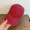 Gorra de mujer de alta calidad con ala ancha y copa suave Gorra de béisbol para hombre y mujer Estilo coreano de moda Marca Bordado de letras Gorra de calle para parejas