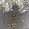 Versão Alta Pulseira Buccellati Textura Trançada Gravado Ouro Diamantes Reais Ópera Trevo de Quatro Folhas Colar Retro Corrente de Clavícula Pingente de Luxo Leve