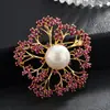 Atmósfera de moda versión coreana de broche de circón para mujer accesorios de Camelia prendedor de corsage accesorios para traje fabricantes venta al por mayor