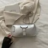 Bolsa Feminina Minimalista Retrô 2026 Outono Novo Estilo Elegante Texturizada de Ombro Sob o Braço Moda para o Dia a Dia Bolsa de Mão