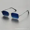 Gafas de Sol Metálicas Huecas Estilo Retro Transfronterizo Europeo y Americano para Hombres, Gafas de Sol Cuadradas de Alta Gama para Conducir y Viajar para Mujeres, Nuevo Estilo