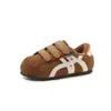 Zapatos de tela con estampado de leopardo para niños 2025 Invierno Nuevos Zapatos Deportivos de Felpa para Niñas, Niños Medianos y Grandes, Zapatos Cálidos de Doble Algodón