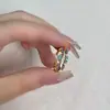Anillo de Oro de Alta Gama con Diseño de Letra Luz de Anillo Lujo Personalidad Versátil Ajustable Simple Incrustado con Pedrería Anillo Abierto Vintage