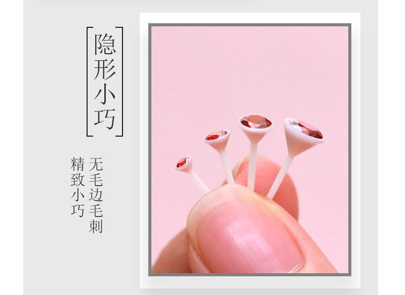 白色树脂锆石耳钉 (2).jpg