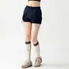 Pantalones cortos deportivos de cintura elástica con cordón, con un diseño de doble capa para mayor cobertura y un aspecto de dos piezas simulado, con bolsillos, adecuados para yoga y fitness