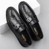 Zapatos de Cuero Casual de Negocios para Hombre Zapatos Perezosos sin Cordones Suela Gruesa Zapatos Juveniles de Moda Zapatos para Conducir Zapatos Individuales para Todas las Estaciones Zapatos de Vacuno para Hombre