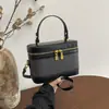 Bolsa de mão pequena, moderna e de alta qualidade para mulheres, nova moda de verão 2026, bolsa de ombro e transversal requintada