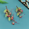 Design Original Estilo Antigo Feito à Mão Super Delicado Grampo de Cabelo Macio Cor Vermelho Veludo Flor de Ameixa para Fantasia Chinesa Tradicional Maquiagem e Acessórios de Cabelo Hanfu