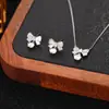 Set Combinado de Pendientes y Collar Weidni de Lujo Accesible, Gama Alta, Elegante, Moderno y Versátil, Traje al por Mayor para Mujeres