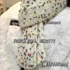 Libro Rojo Pequeño TikTok mismo estilo arcoíris hecho a mano diy tejido lana paquete de material arcoíris bufanda tejida al crochet