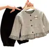 Cardigã de malha para meninas de primavera com retalhos xadrez e babados, conjunto de casaco de outono estiloso e moderno estilo coreano para bebês
