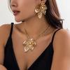Traje europeo y americano transfronterizo de collar y aretes geométricos de metal Diseño de moda nicho Collar Joyería simple Sentido de alta gama para mujer
