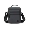 Bolsa de Ombro Única Masculina de Nylon Simples Fashionável Transversal com Múltiplos Compartimentos Impermeável para o Dia a Dia Bolsa Business Casual