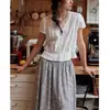 Camisa Soljghter de Lyocell Francês com Decote V e Babados Camisa com Cintura de Renda
